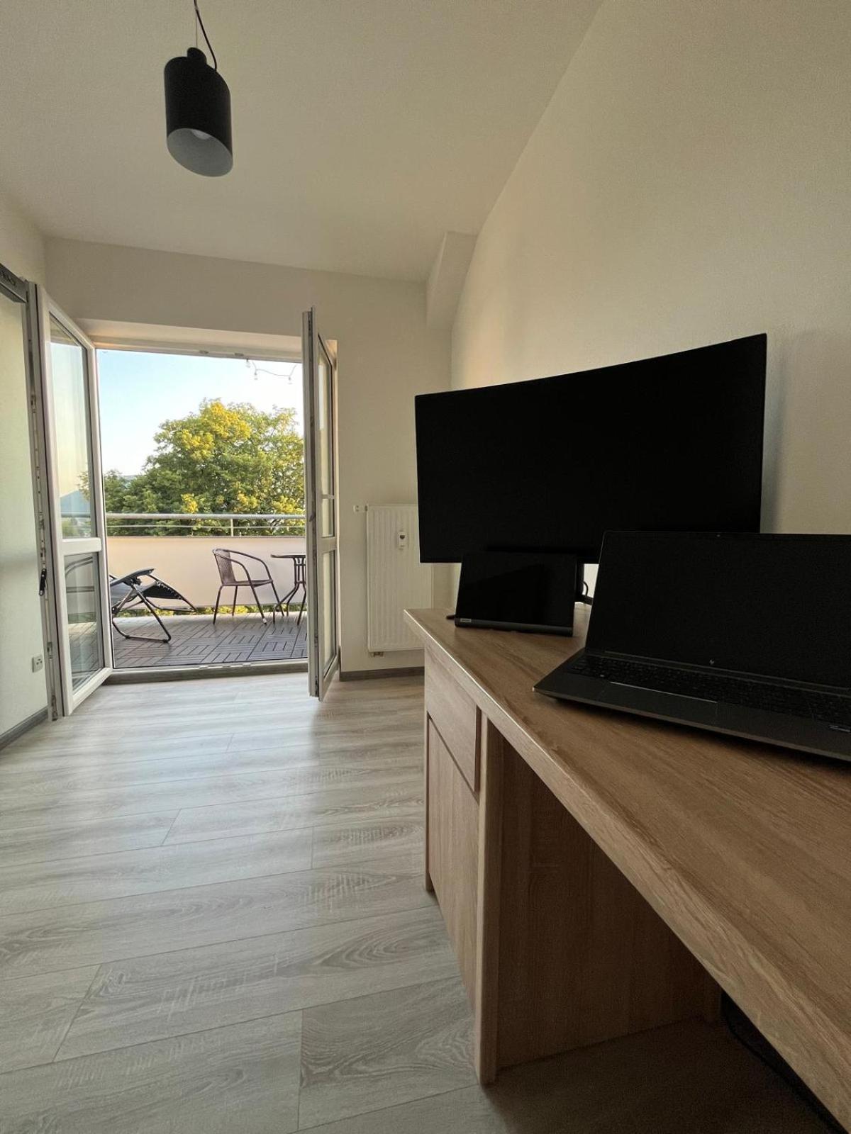 Tranquille Inn Apartment Kysucke Nove Mesto Bagian luar foto
